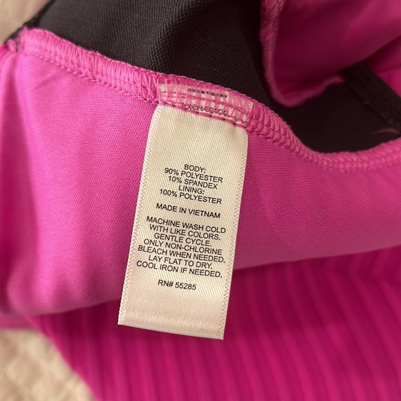 Express Hot Pink Crop Top Size Small - Picture 9 of 9